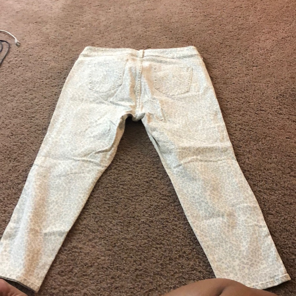 Jeans - Picture 2 of 3